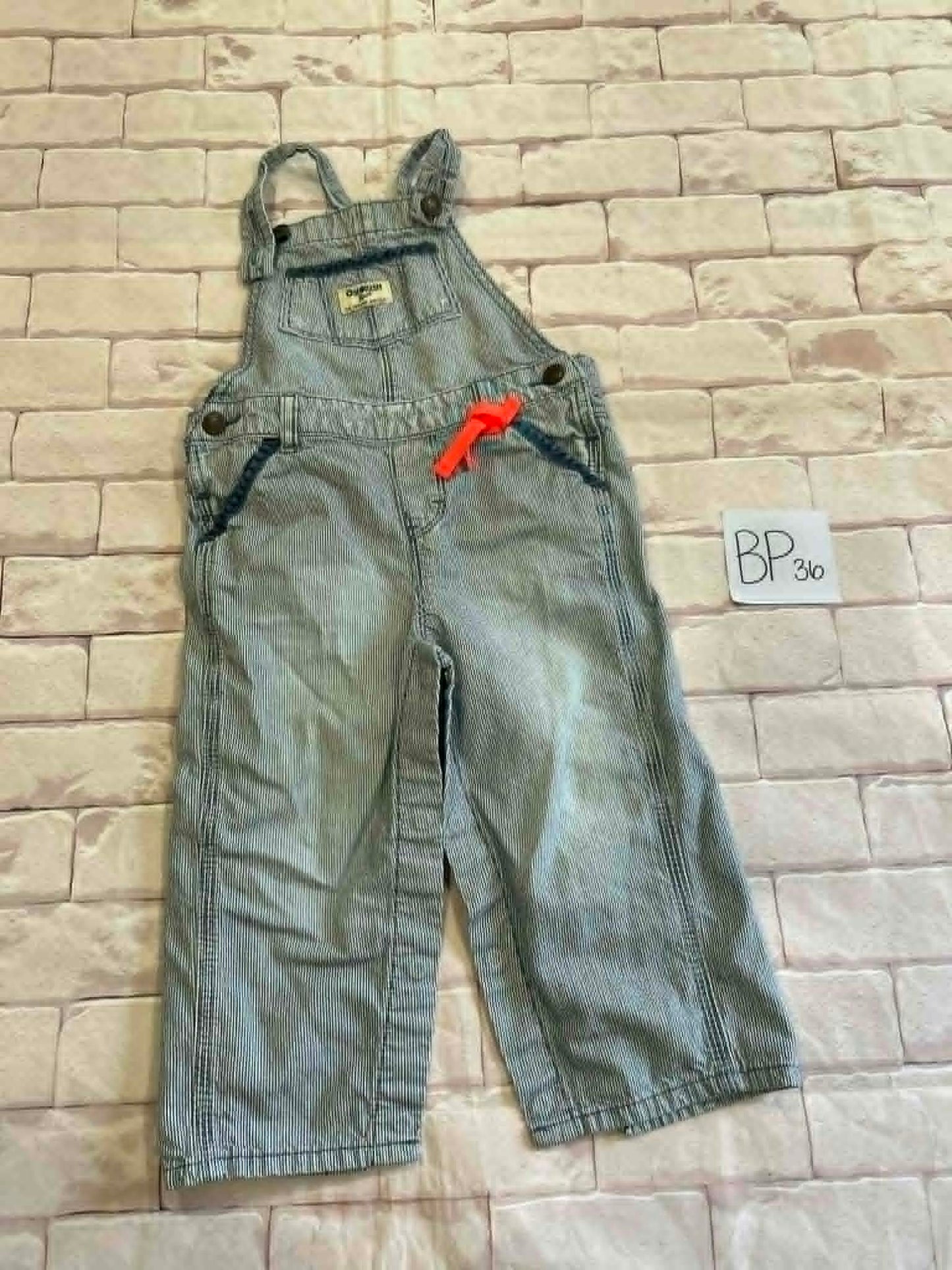 Outfits Size 24m