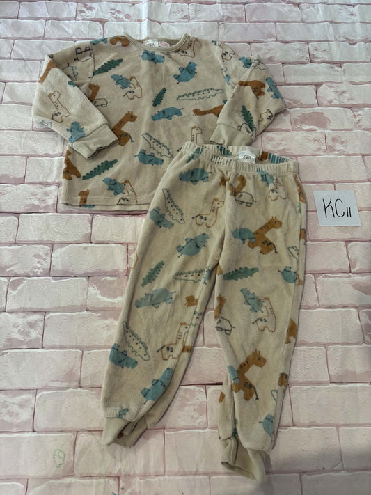 Outfits Size 3-4