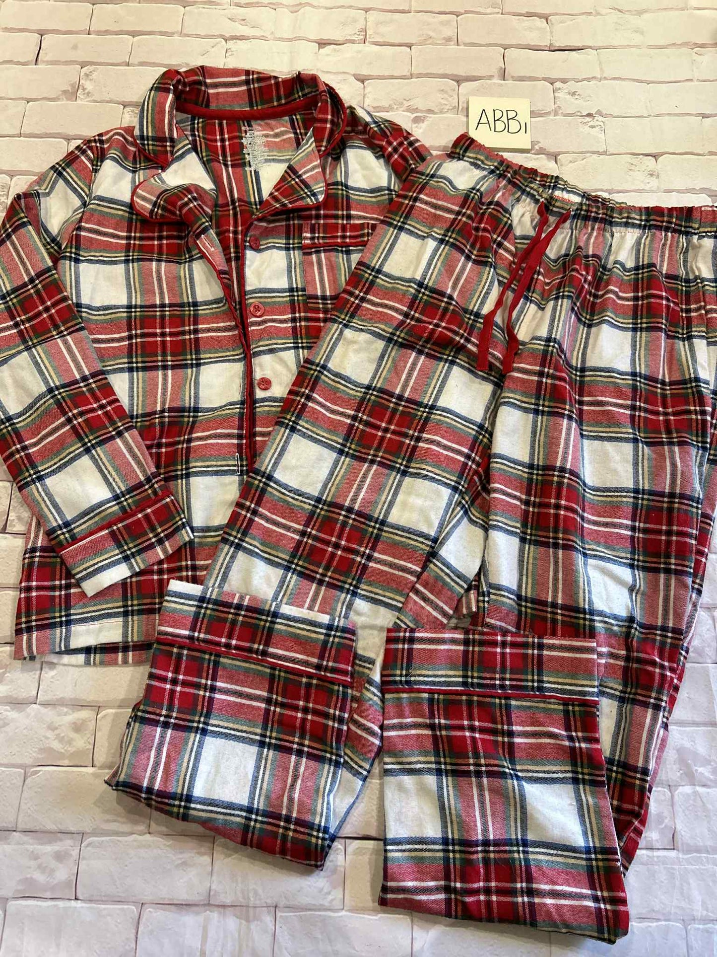 Ladies Sleepwear Size XS