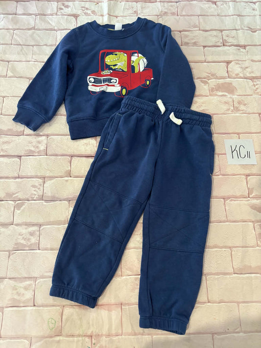 Outfits Size 2