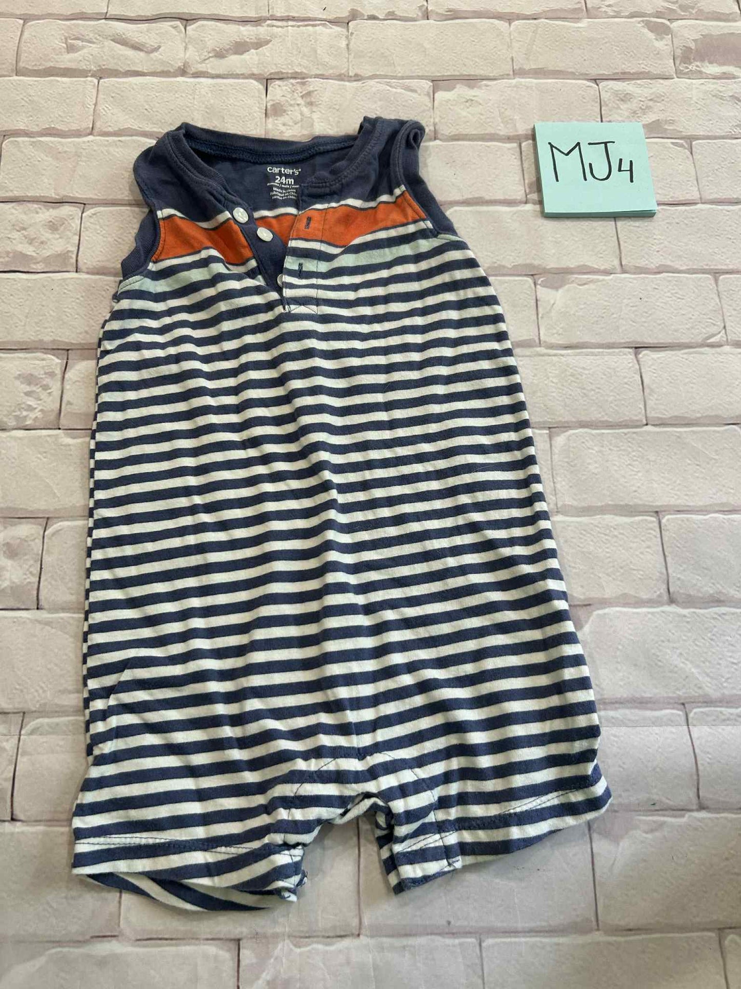 Outfits Size 24m