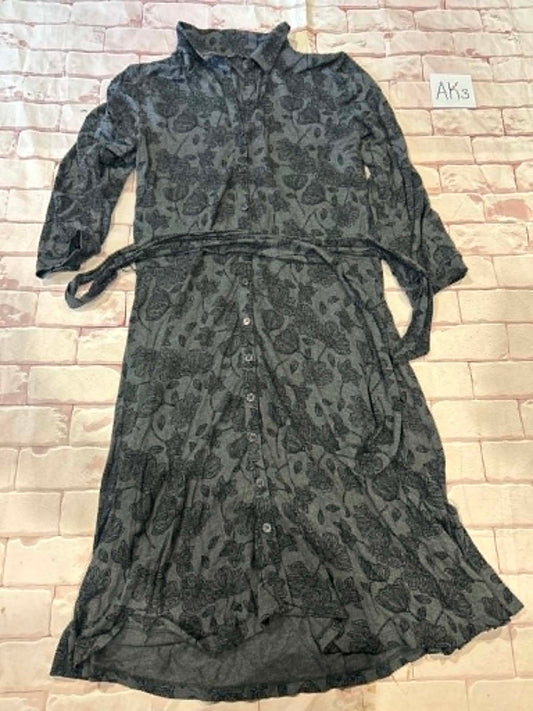Ladies Dress Size S