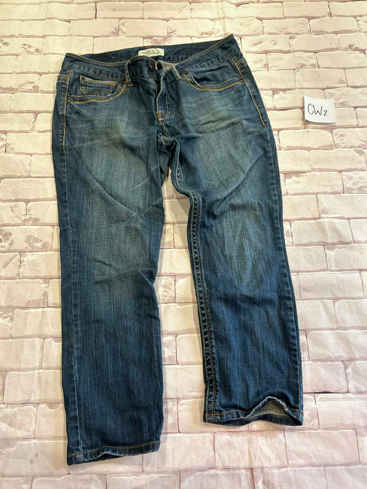 Ladies Bottoms Size 11/12