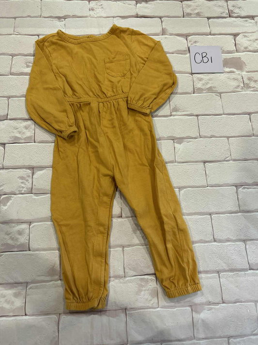 Outfits Size 18-24m