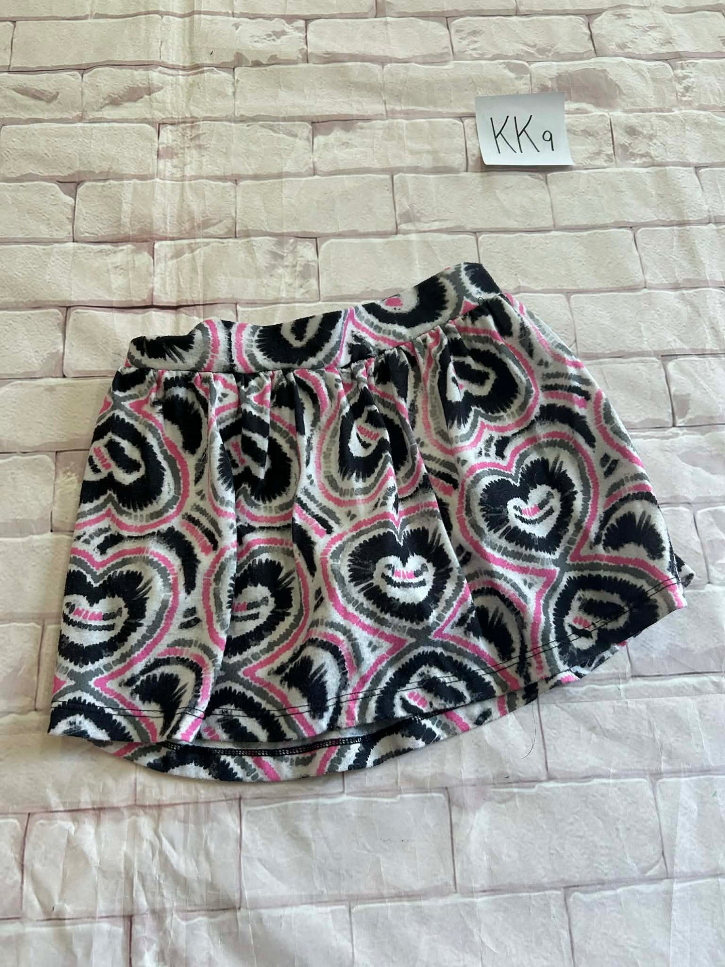 Bottoms Size 6 Skort