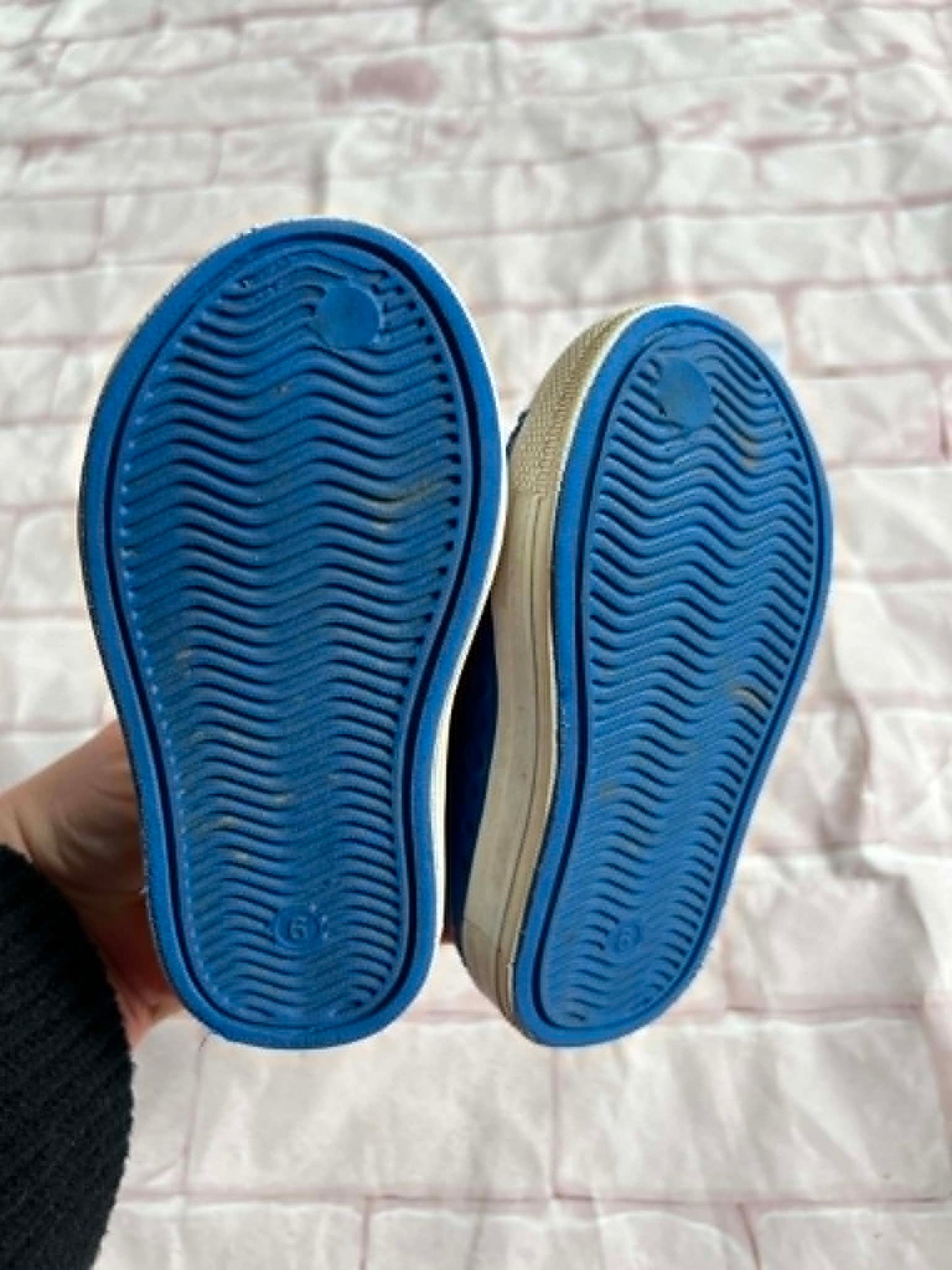Shoes Size 6