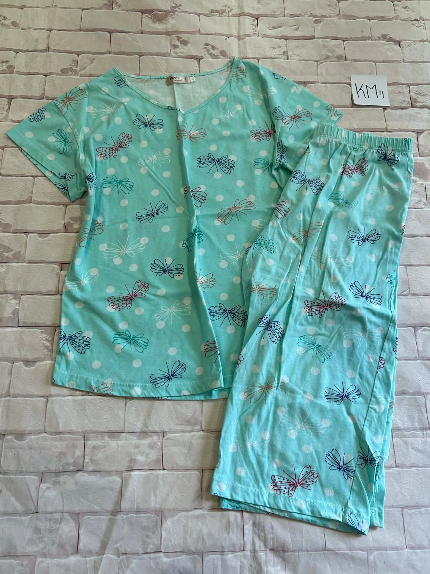 Ladies Sleepwear Size M BNWOT