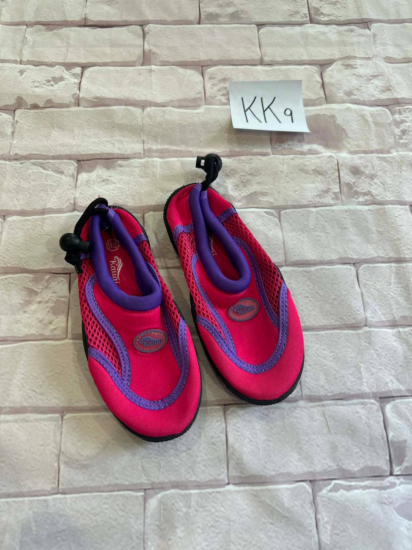 Water Shoes Size 9.5