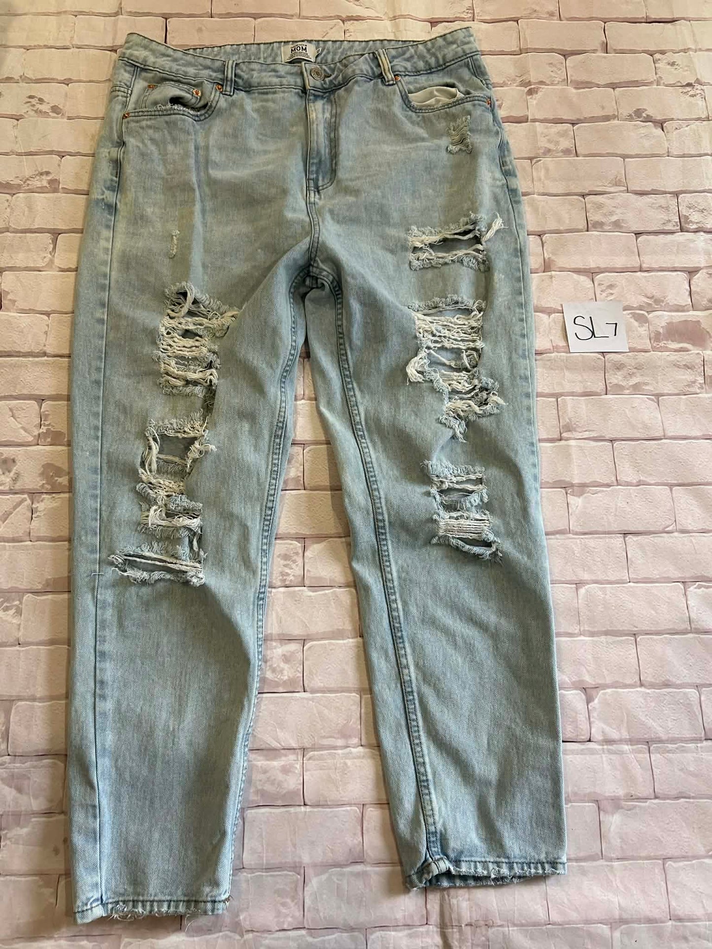 Ladies Bottoms Size 13