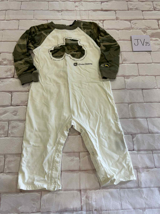 Outfits Size 18m Play