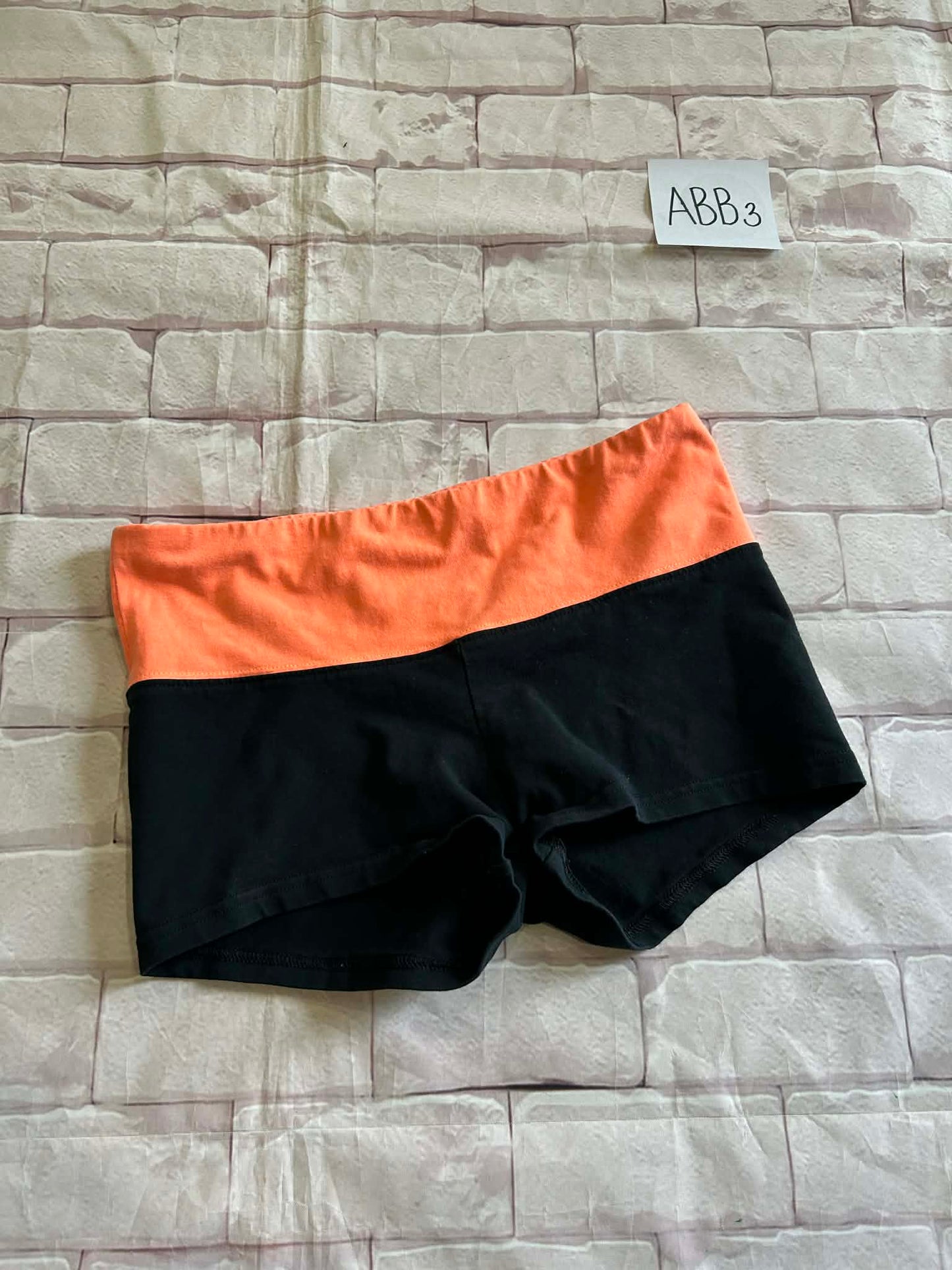 Ladies Bottoms Size XS