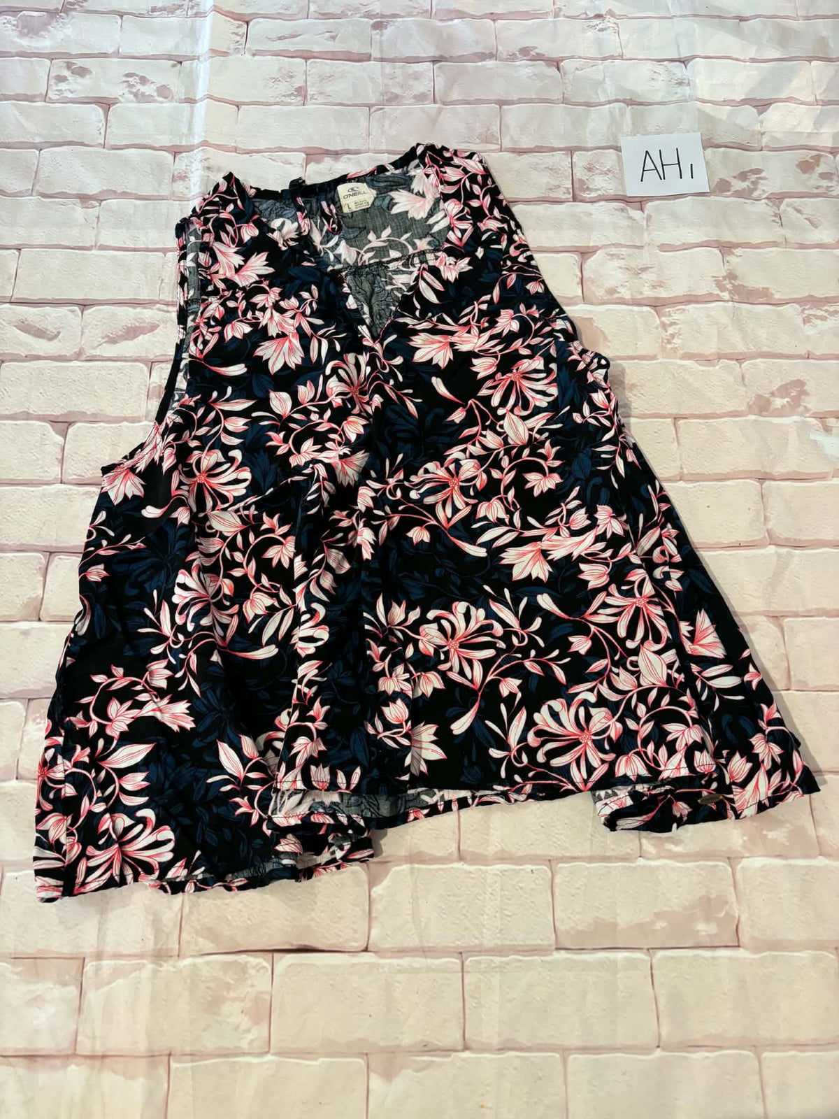 Ladies Tops Size L