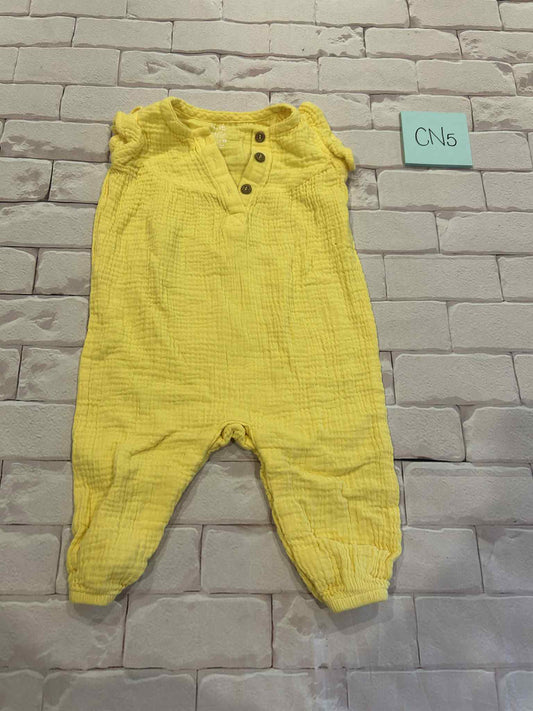 Outfits Size 6-12m