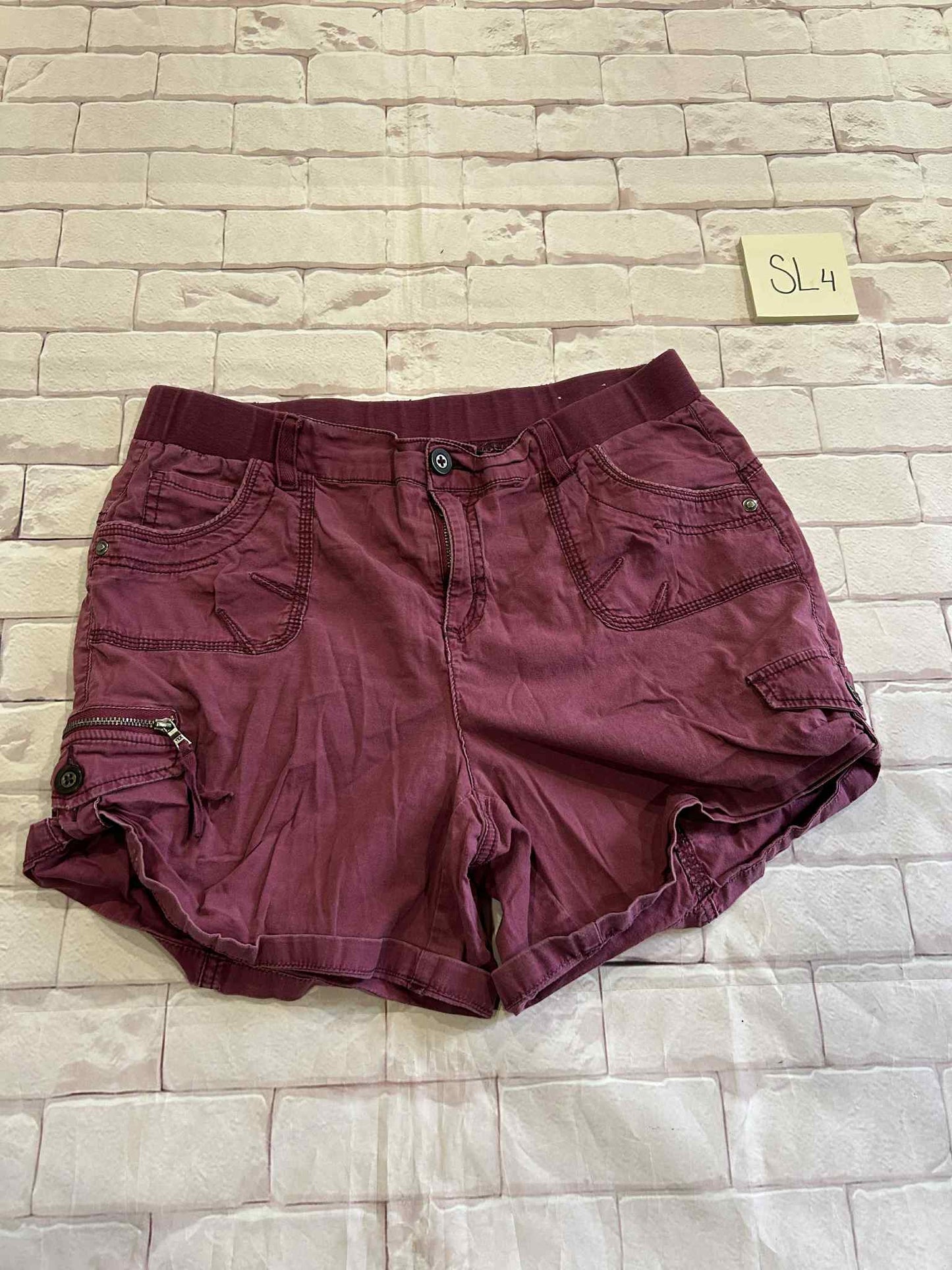 Ladies Bottoms Size 9/10