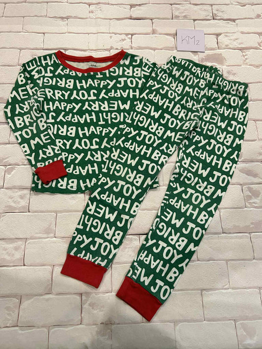 Sleepwear Size 6 Stain