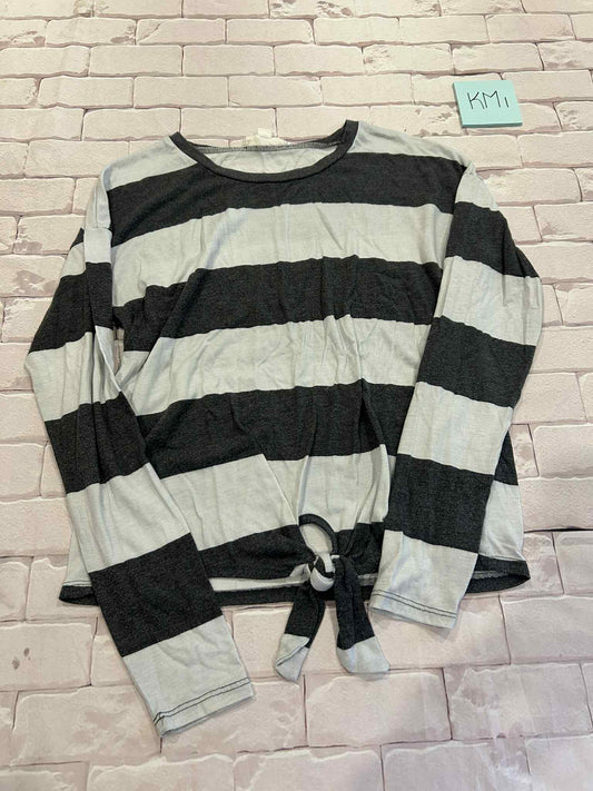 Ladies Tops Size M