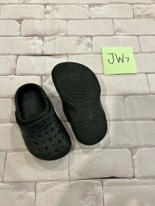 Boys Shoes Size 7