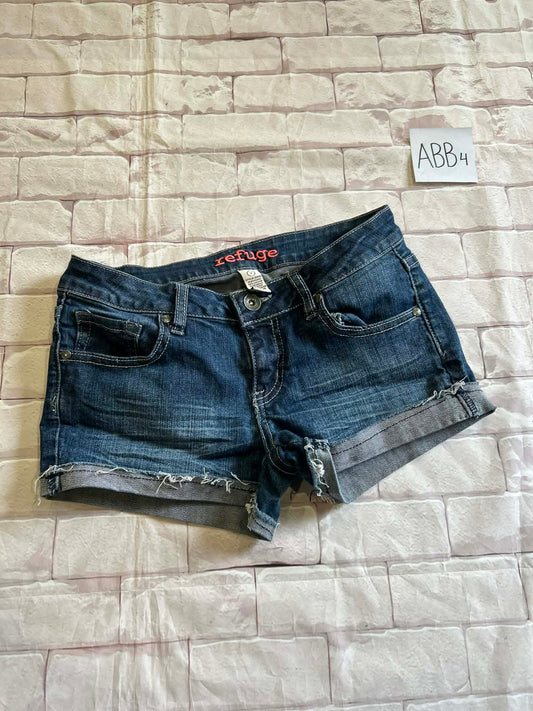 Ladies Bottoms Size 2