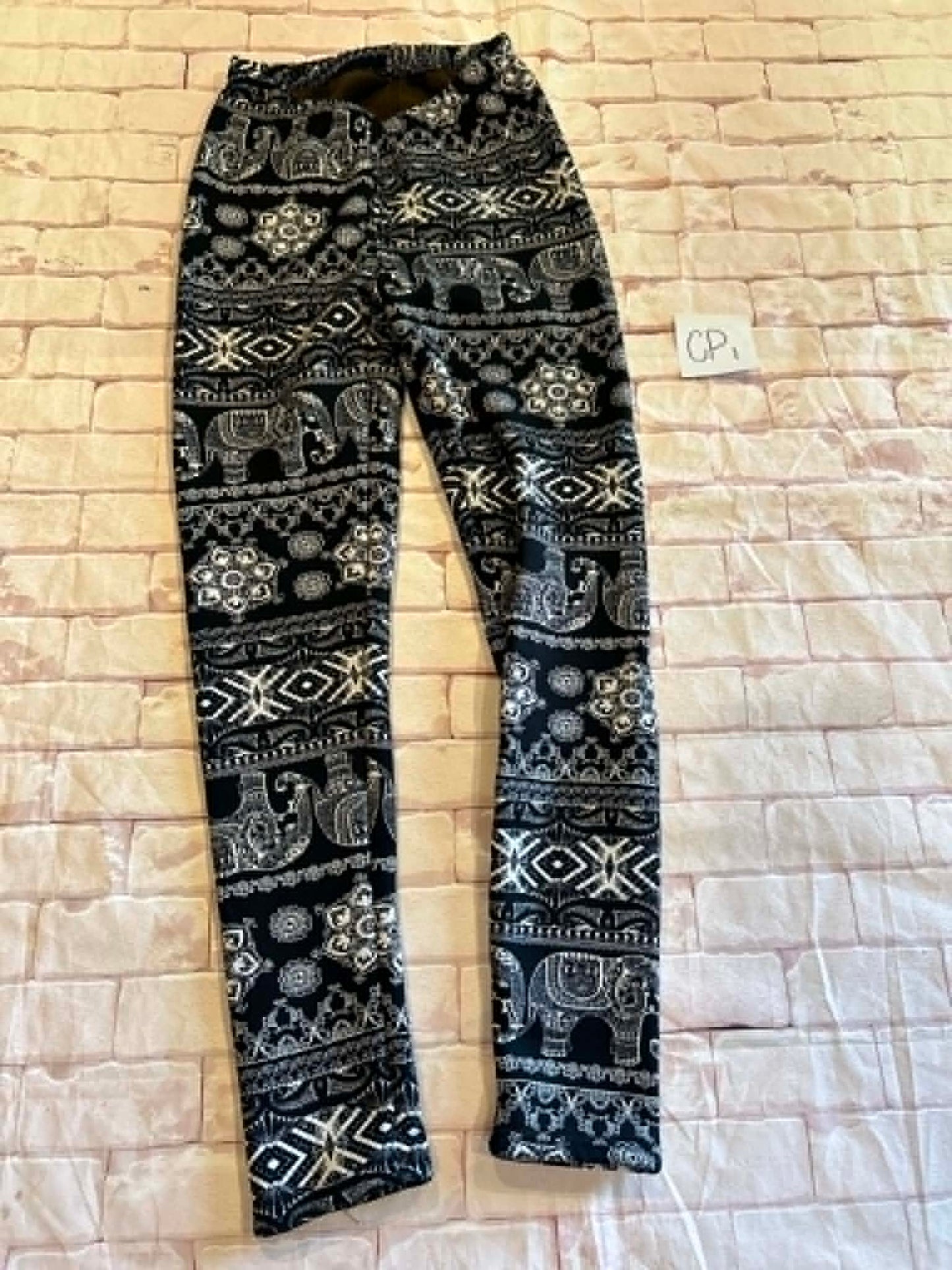 Ladies Bottoms Size M/L Fleece Lined