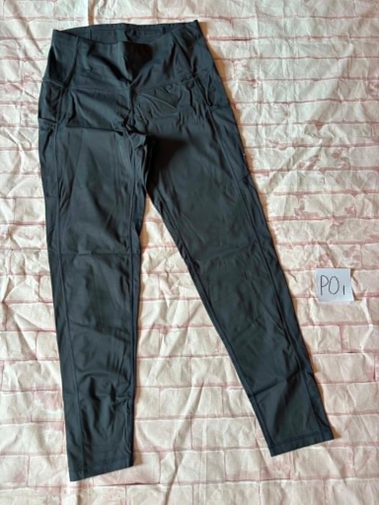 Ladies Bottoms Size L