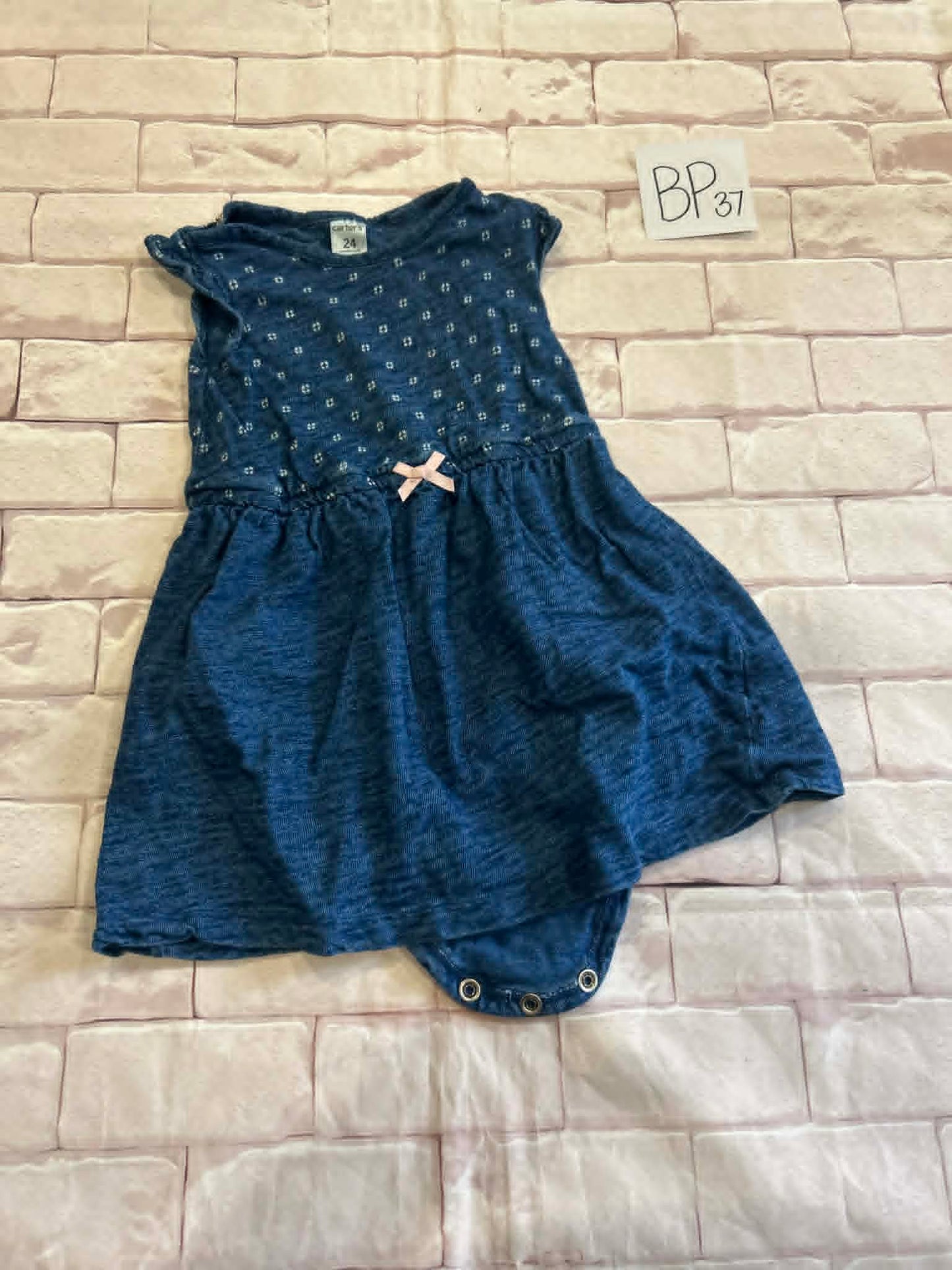 Outfits Size 24m