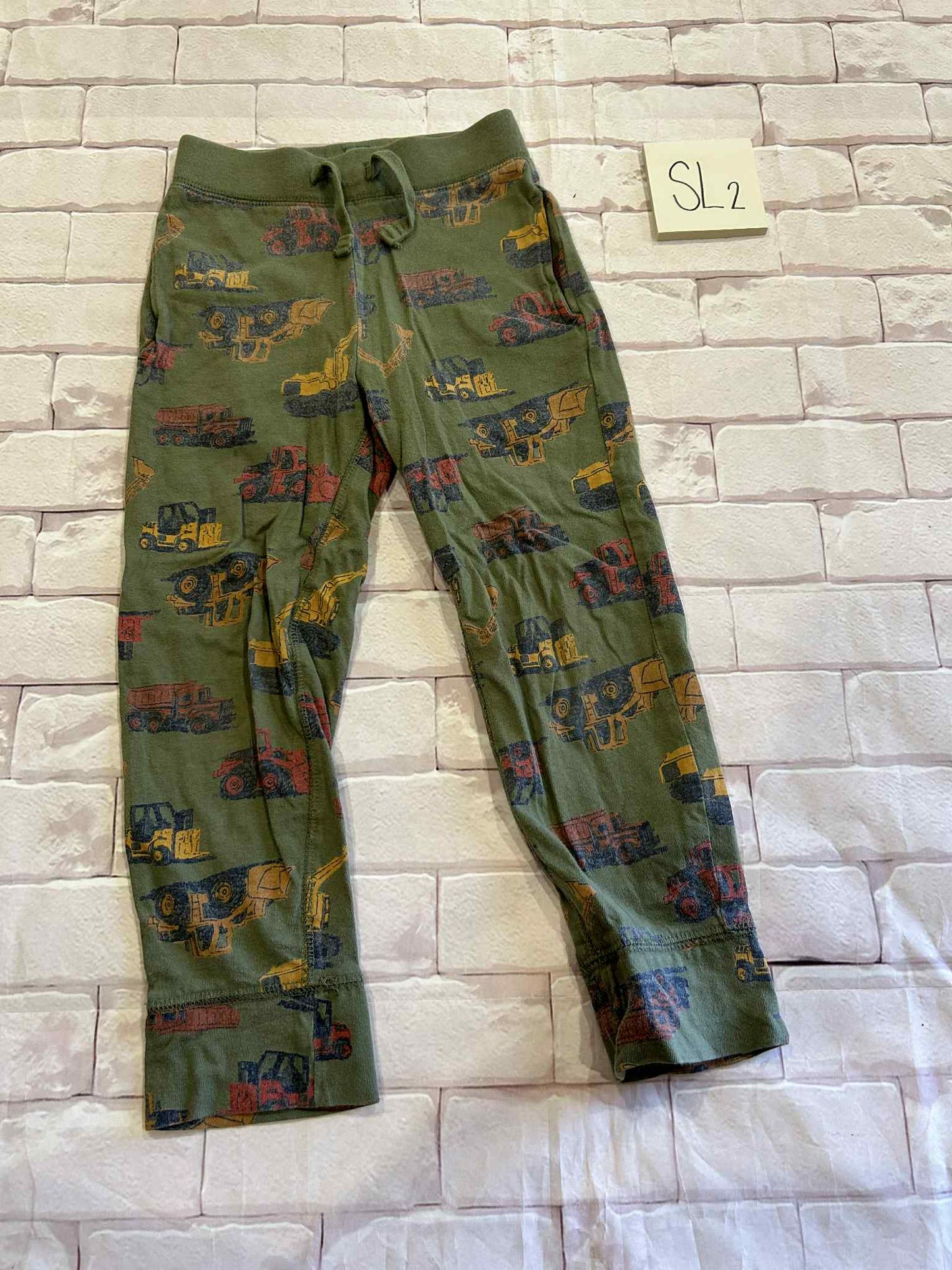 Bottoms Size 5 Small Spot