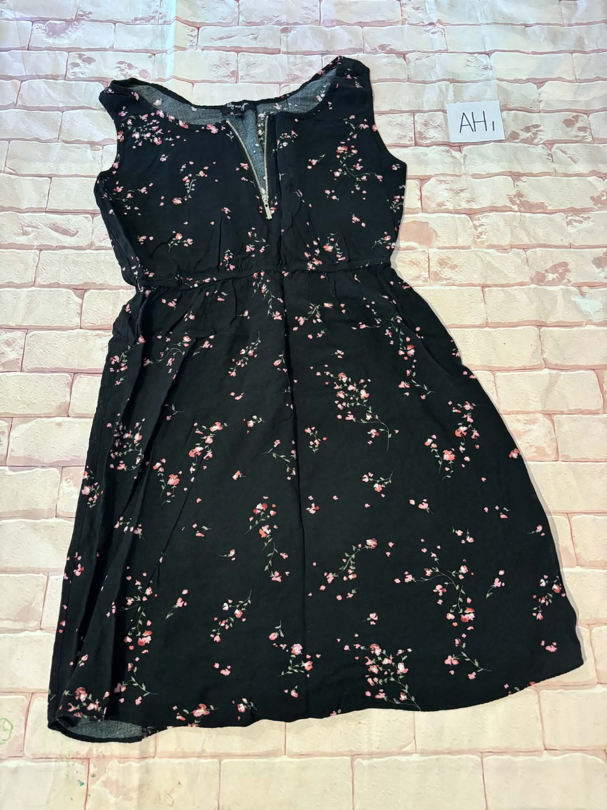 Ladies Dress Size M