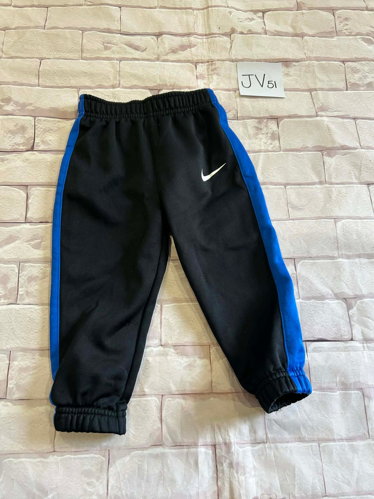 Bottoms Size 18m