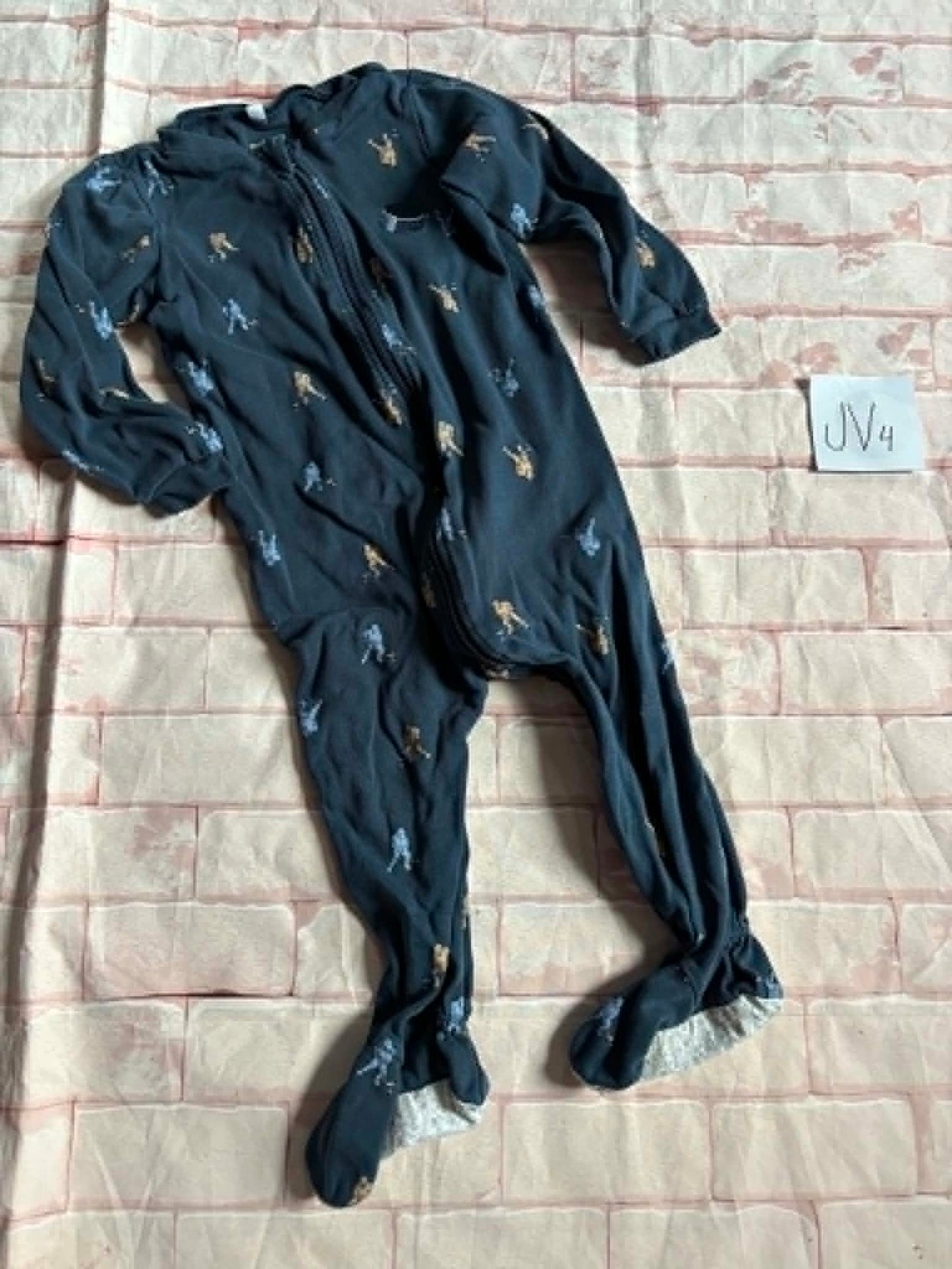 Sleepwear Size 24m