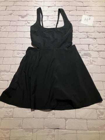 Ladies Dress Size S (with Shorts)