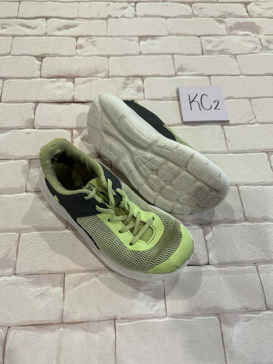 Shoes Size 1