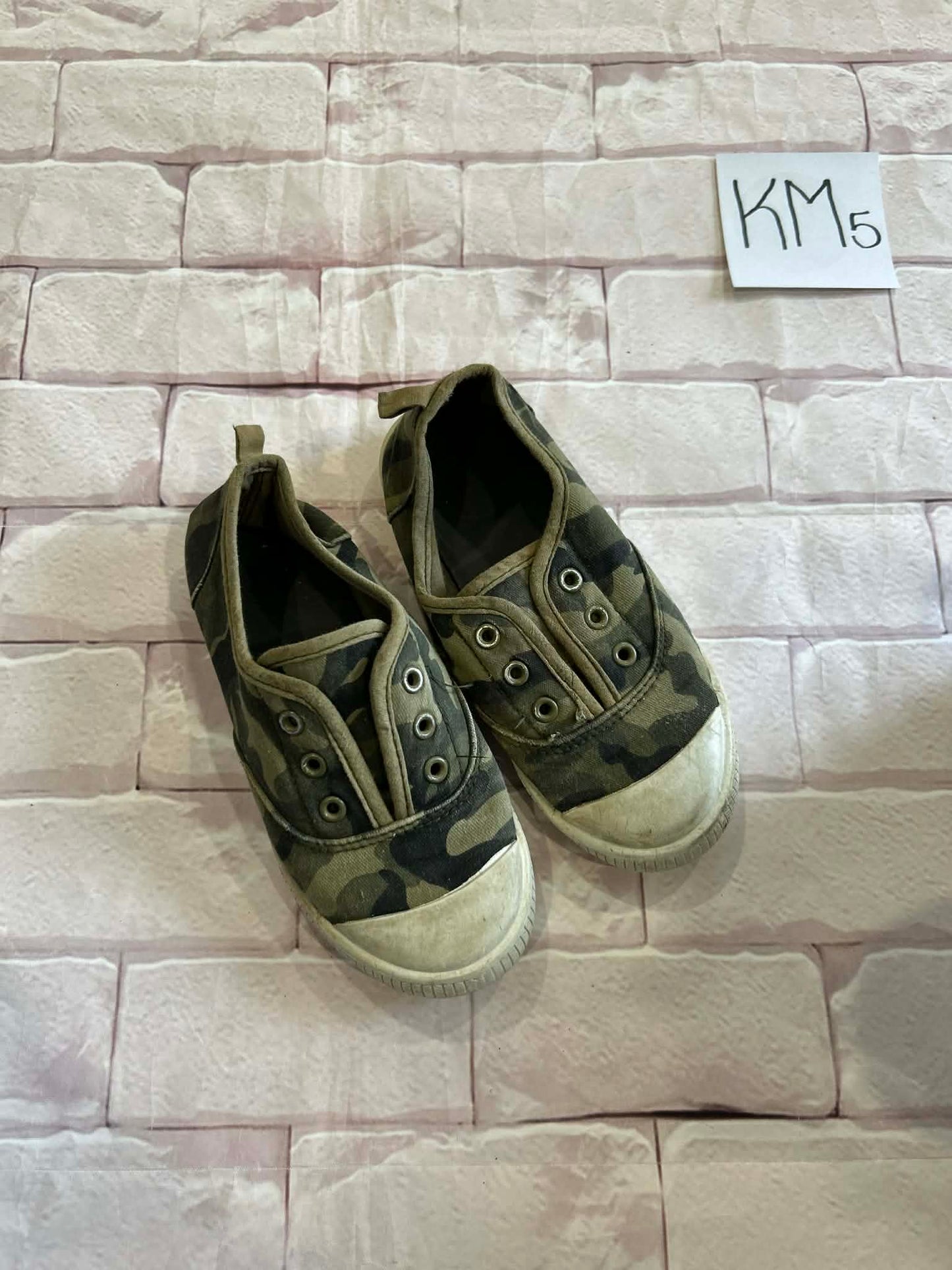 Shoes Size 11