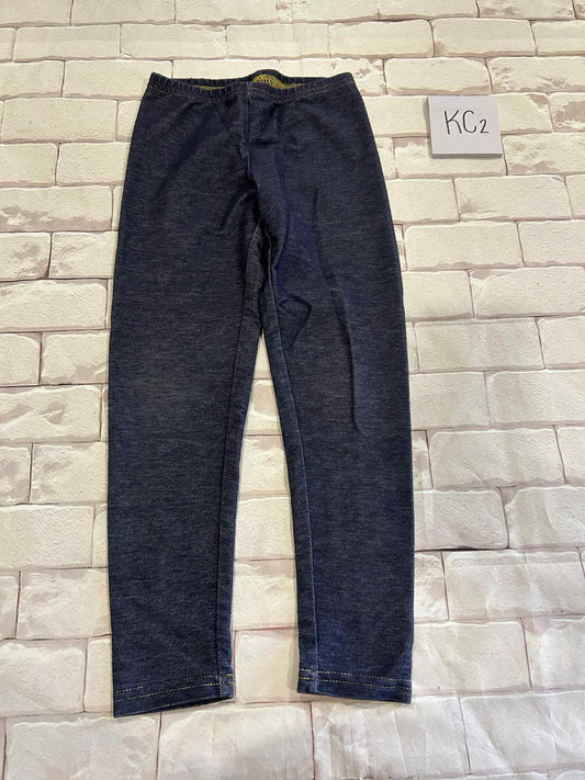 Bottoms Size 6-7 Pulls