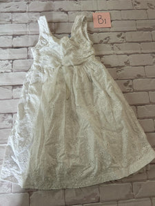 Girls Dress Size 3/4