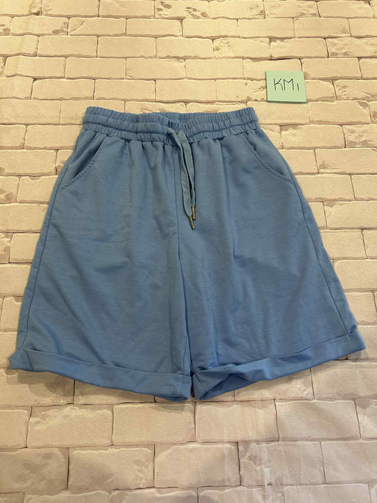 Ladies Bottoms Size M