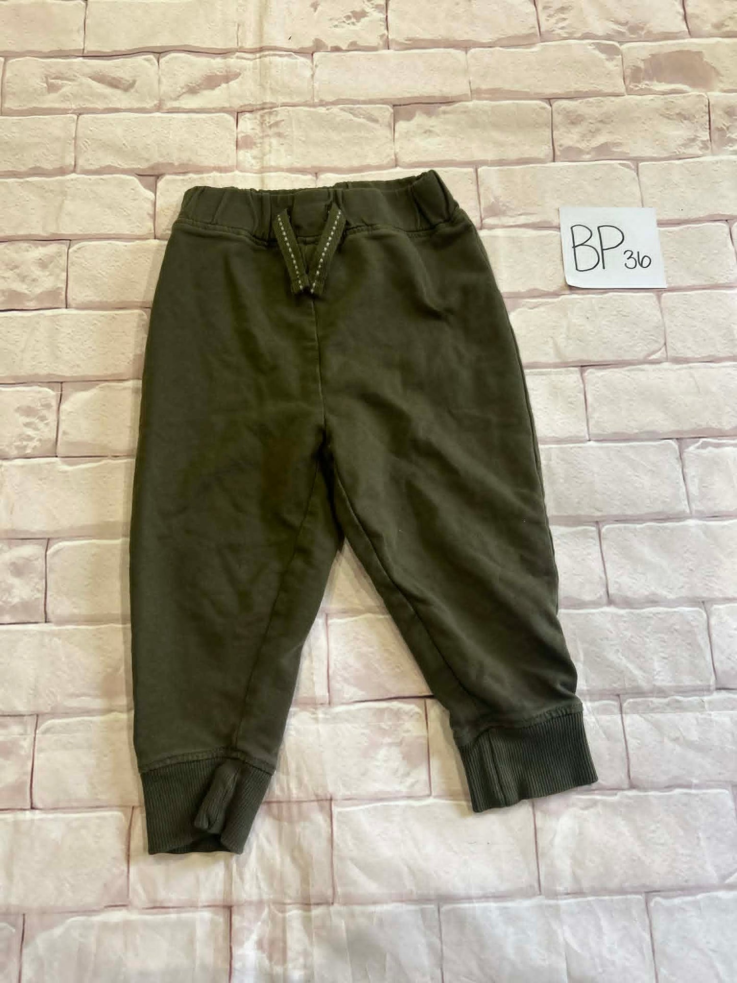 Bottoms Size 18m