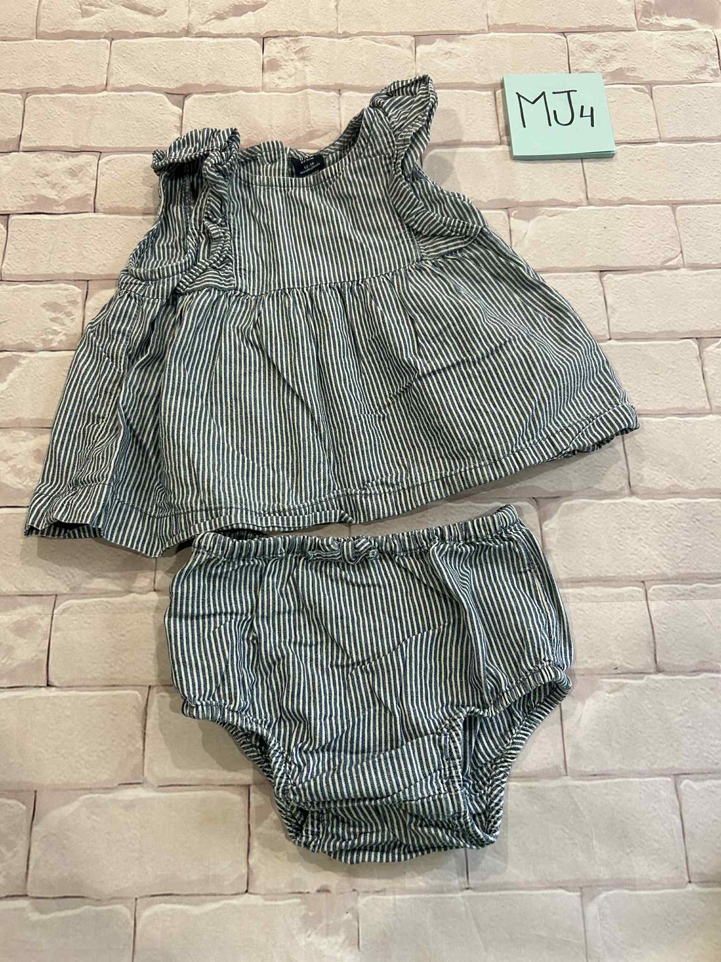 Outfits Size 12-18m