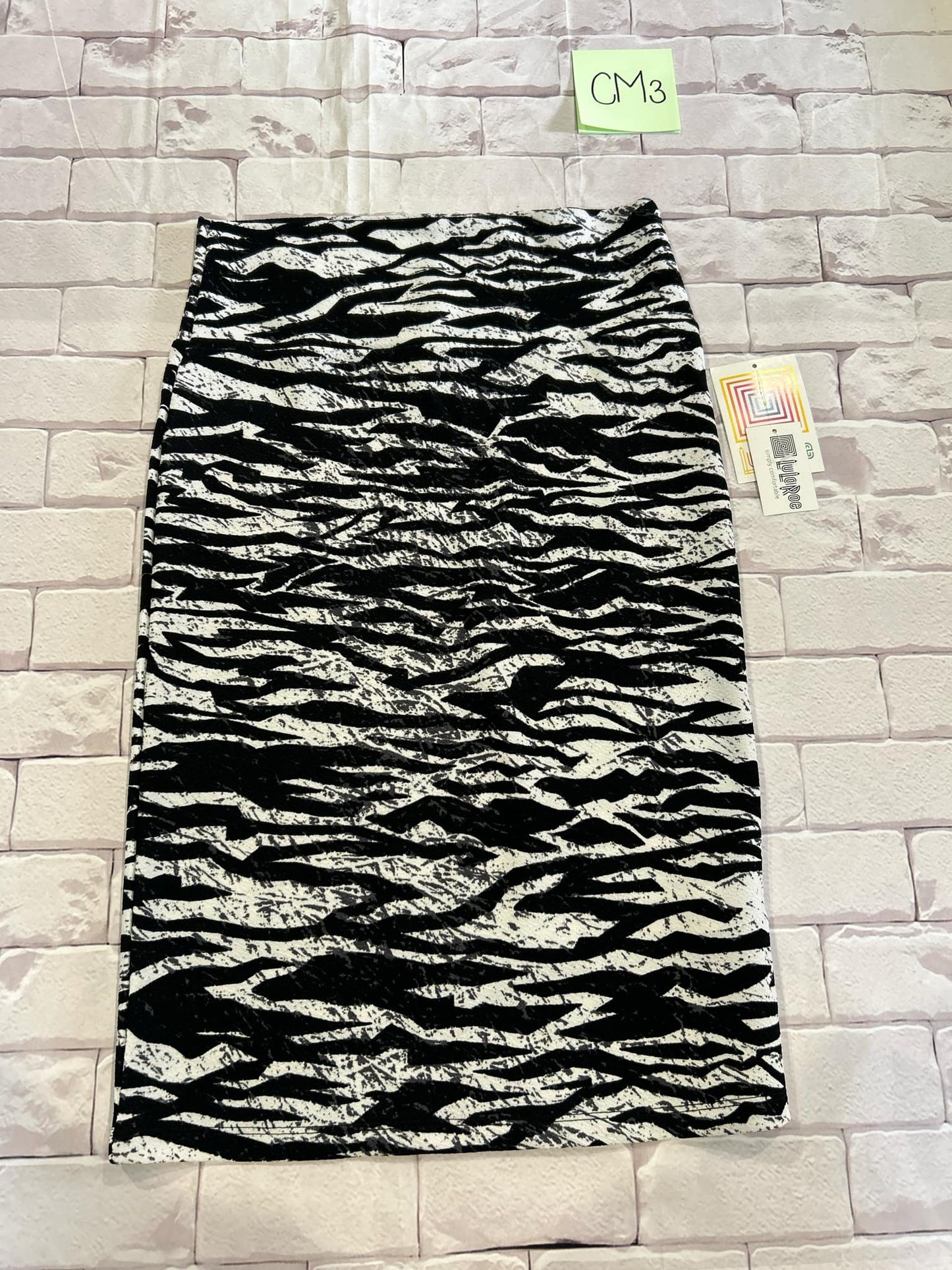 Ladies Bottoms Size XS BNWT