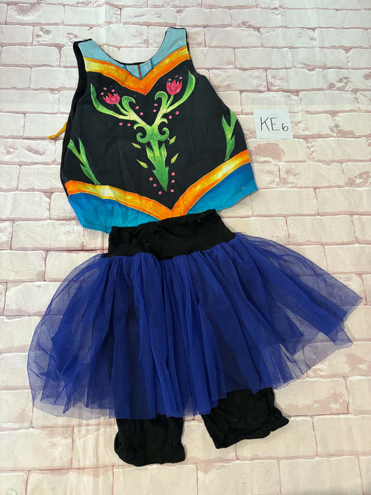 Outfit Size 7/8 Play