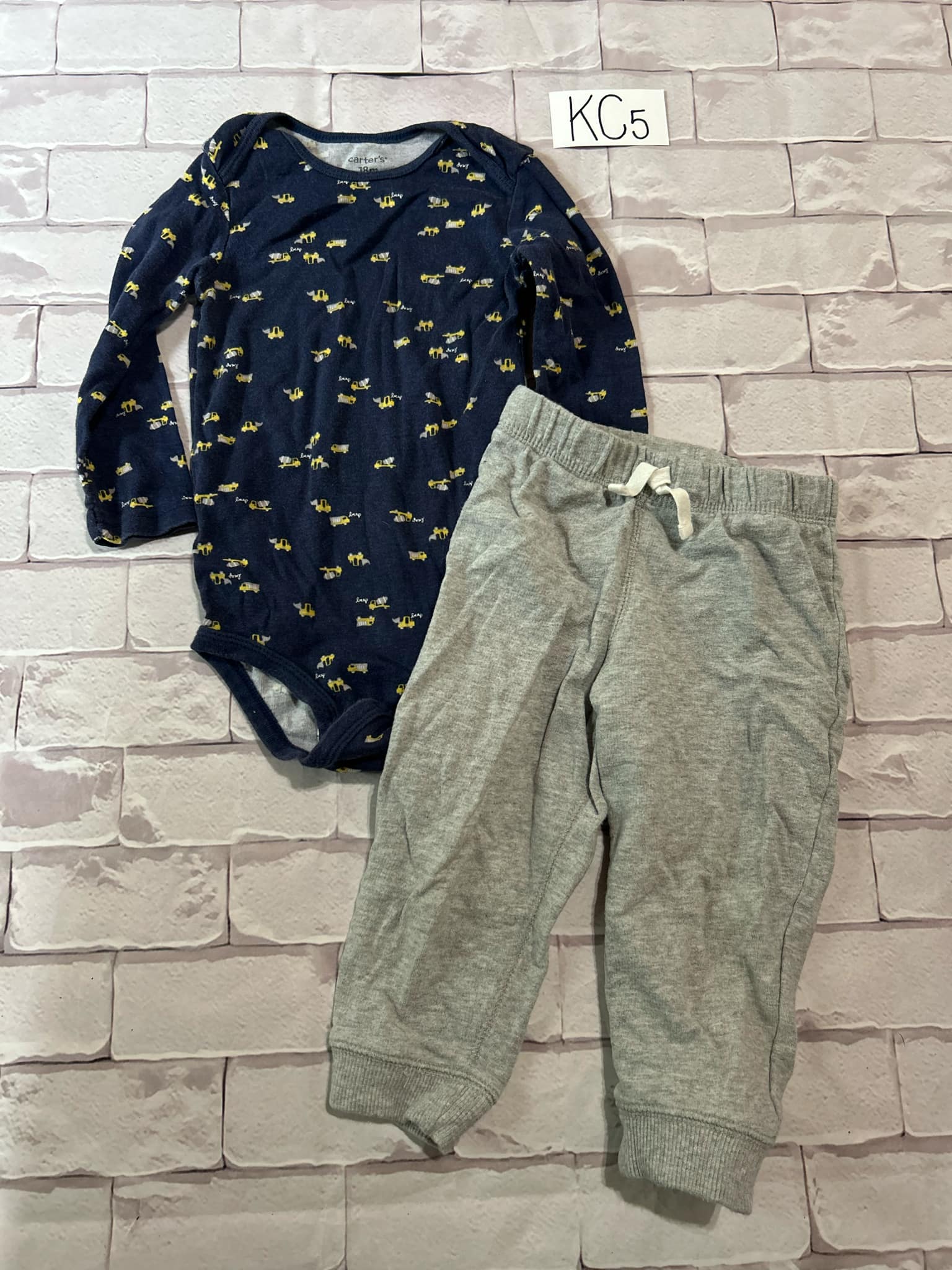 Boys Outfit Size 18m