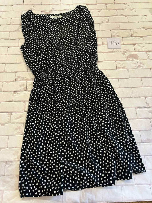 Ladies Dress Size XL