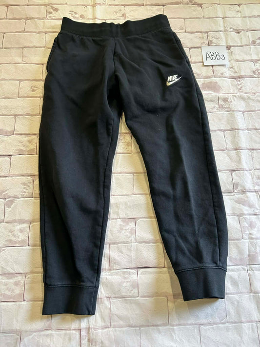 Ladies Bottoms Size M Small Spots