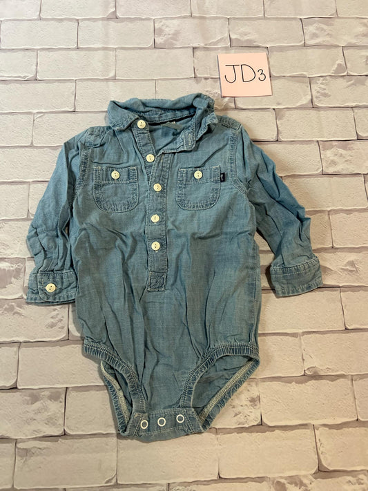 Boys Tops Size 18m
