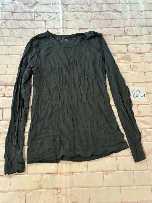 Ladies Tops Size M