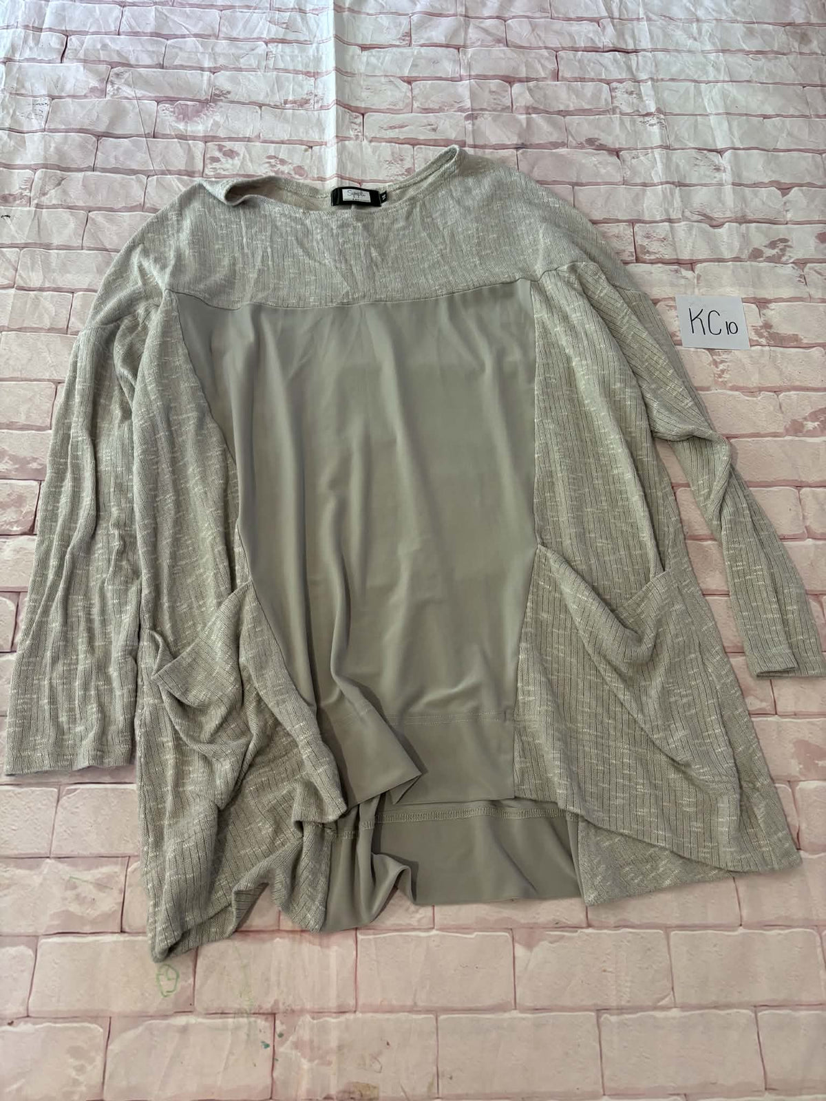 Ladies Tops Size 16