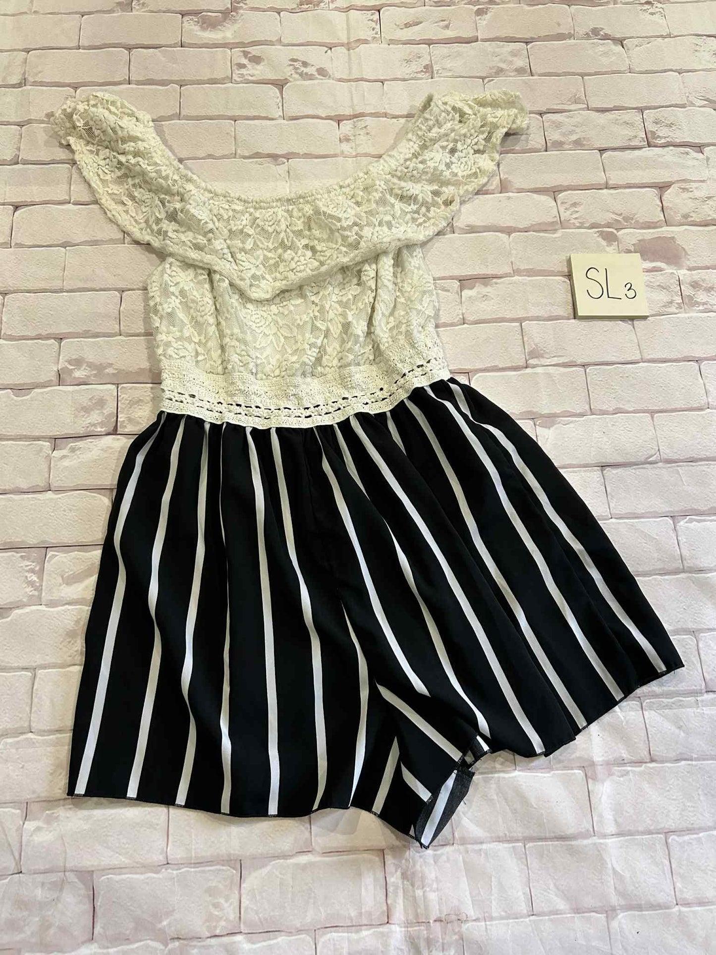 Ladies Romper Size L