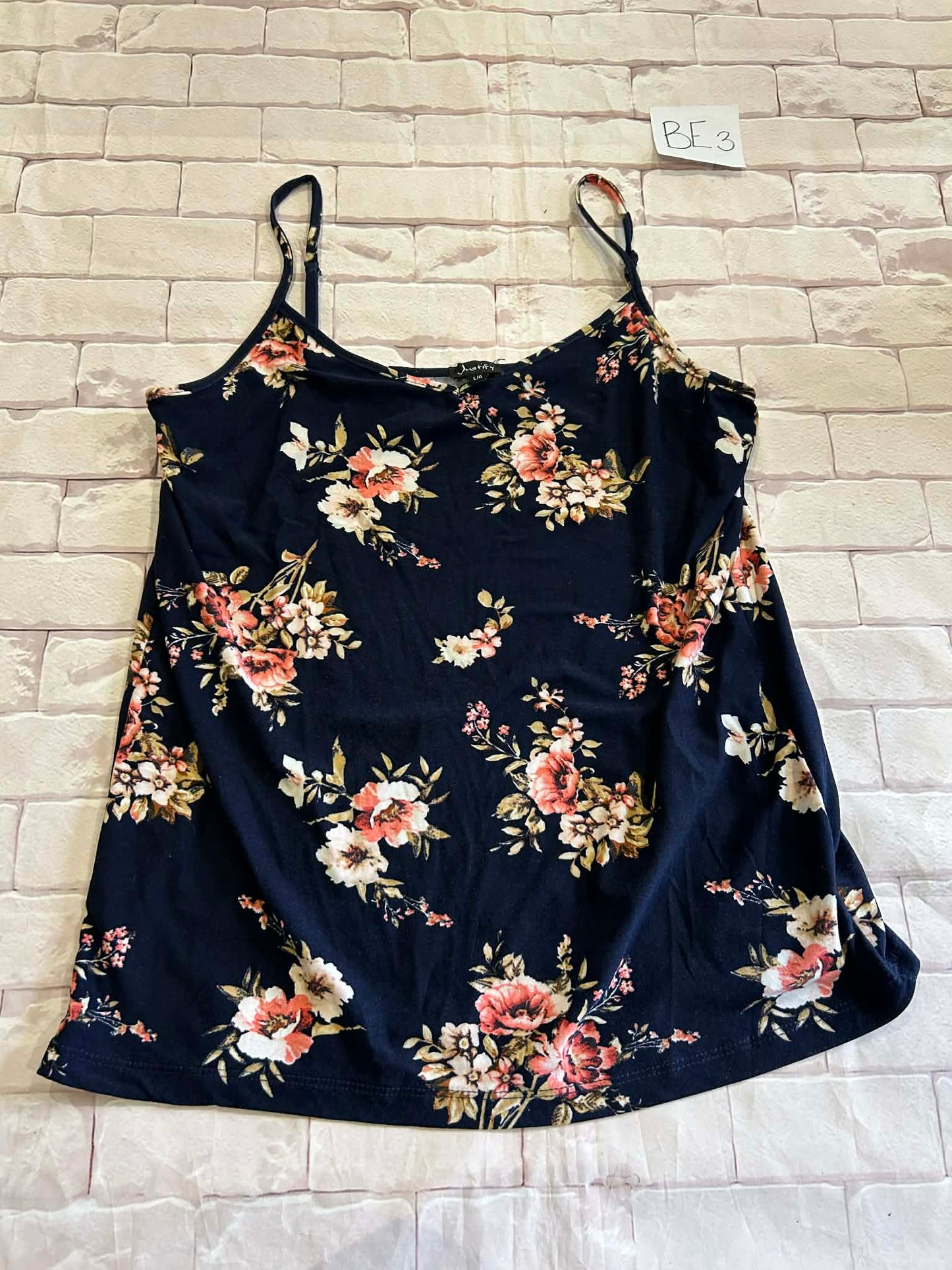 Ladies Tops Size L