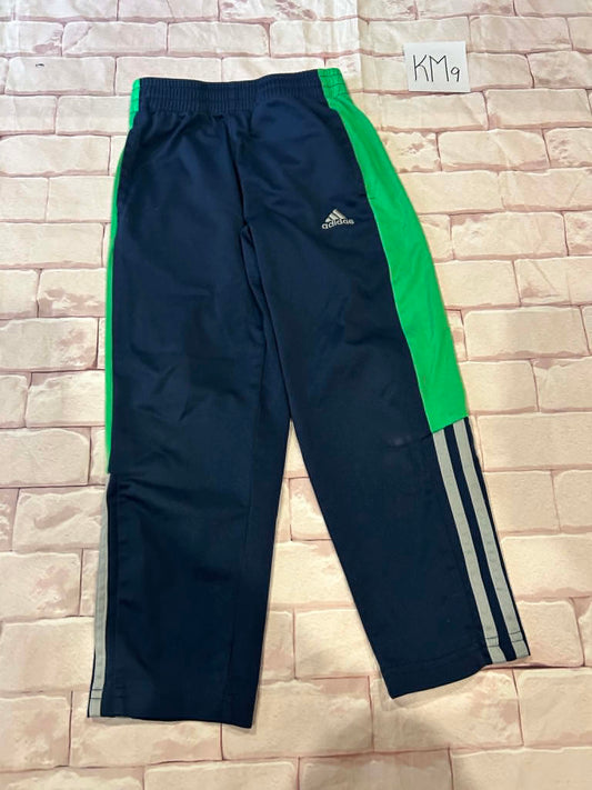 Bottoms Size 6 Play