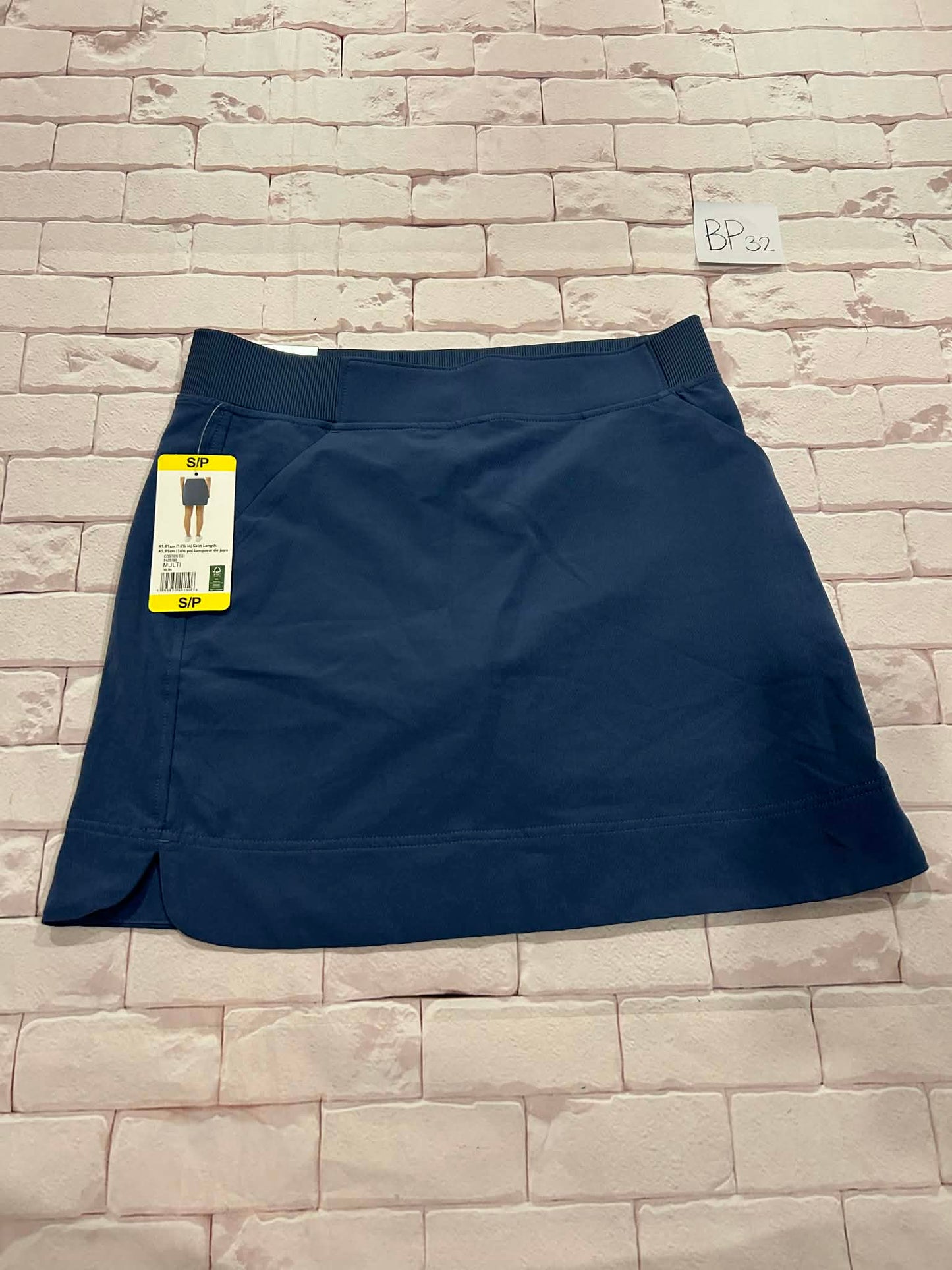 Ladies Bottoms Size S BNWT Skort