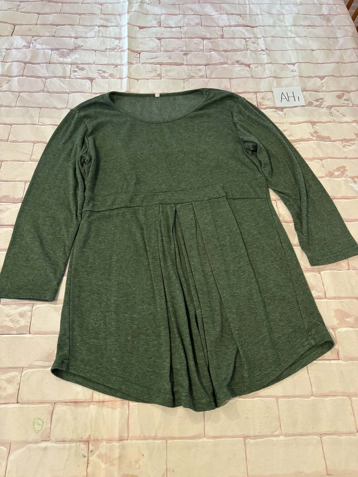Ladies Maternity Tops Size L